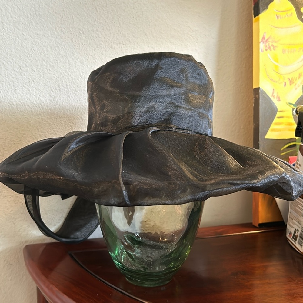 Black Hat by Saferin